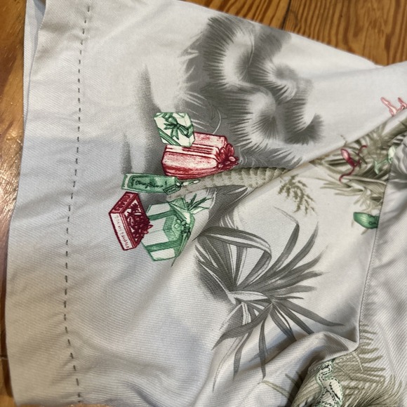 TOMMY BAHAMA Christmas Hawaiian Shirt Hula Girls Palms Guitars Decor Men's XL - Picture 16 of 16